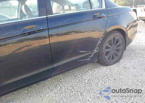 2010 Honda Accord 2.4 Ex-L z USA, uszkodzony, nr VIN 1HGCP2F80AA124199